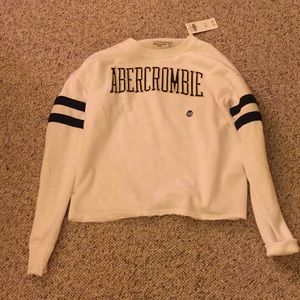 NWT Abercrombie kids cropped sweater size 11/12